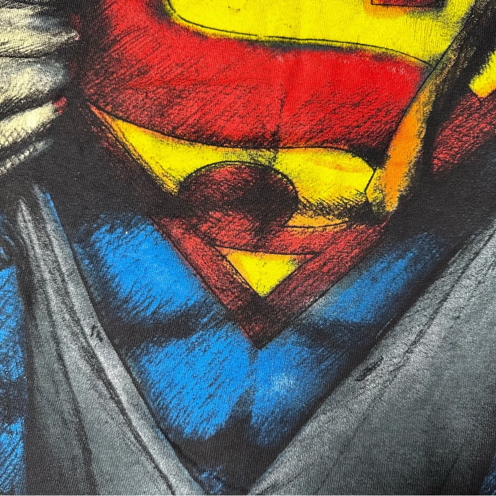 DC Comics Superman Changing Into Superhero Graphic T-Shirt Men’s Sz M - Picture 5 of 9